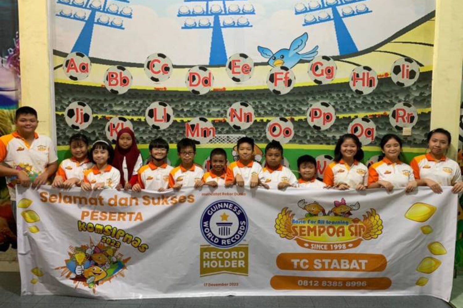 _1487_130-Anak-Sempoa-SIP-Stabat-dan-Tanjung-Pura-Ikut-menciptakan-Rekor-Dunia _1487_130-Anak-Sempoa-SIP-Stabat-dan-Tanjung-Pura-Ikut-menciptakan-Rekor-Dunia